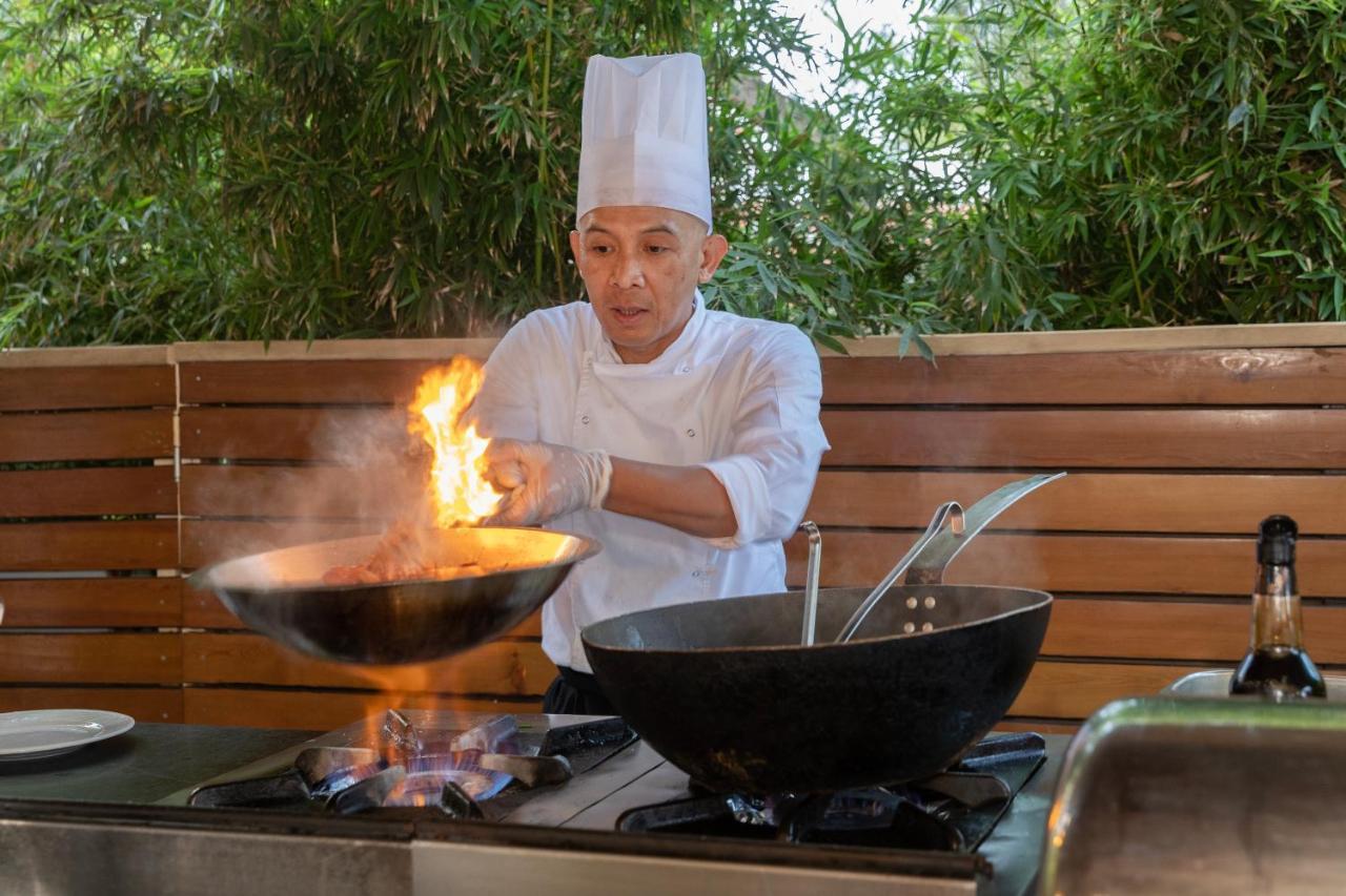 Hotel Marti Myra à Tekirova Extérieur photo A wok being used in cooking